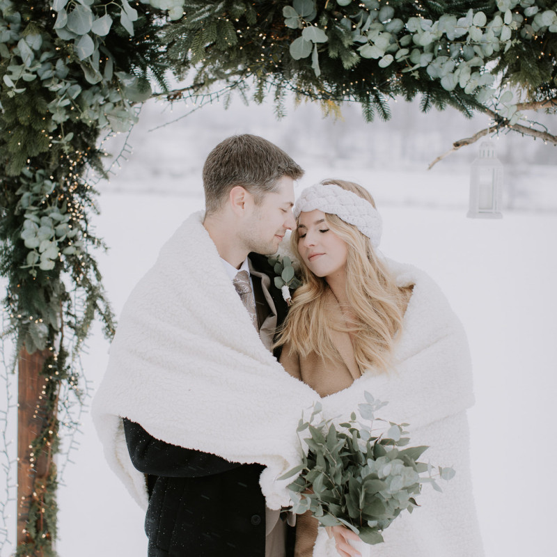 66-khstraube-winter-wedding-willasloneczna-kwiatostacja-66.jpg