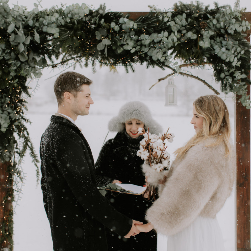 11-khstraube-winter-wedding-willasloneczna-kwiatostacja-11.jpg