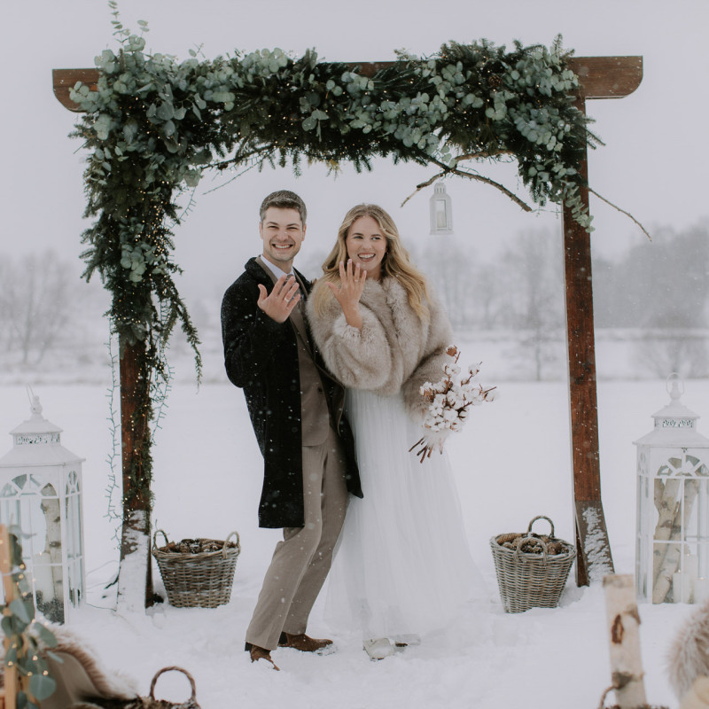 42-khstraube-winter-wedding-willasloneczna-kwiatostacja-42.jpg